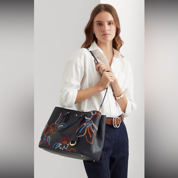 Ralph Lauren Black Resort 21 Toile Tote - Picture 13 of 14